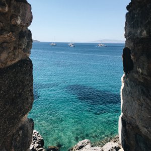 老师张腿让我❌一晚视频
